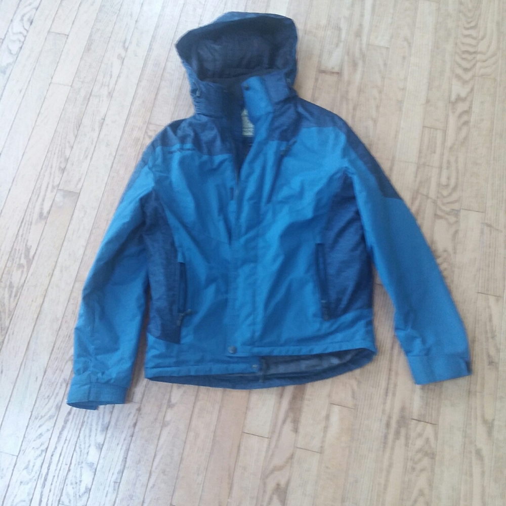 Mens winter jacket with detachable hood